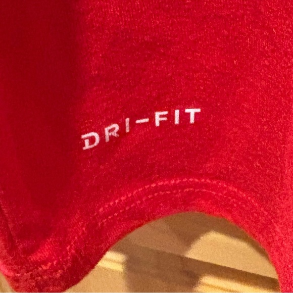 Nike athletic cut Red Georgia “Go Dawg” Dri Fit T-Shirt women’s size XL - Picture 4 of 9